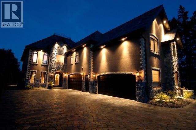 3517 Lakeshore Road, Kelowna, BC, V1W 3K1