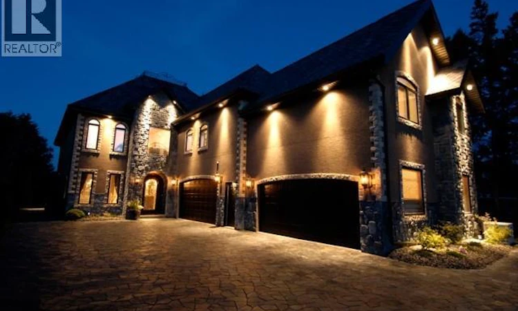 3517 Lakeshore Road