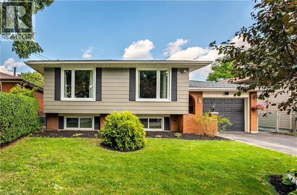 118 Tyrone Drive, Hamilton, ON, L9C 2N1
