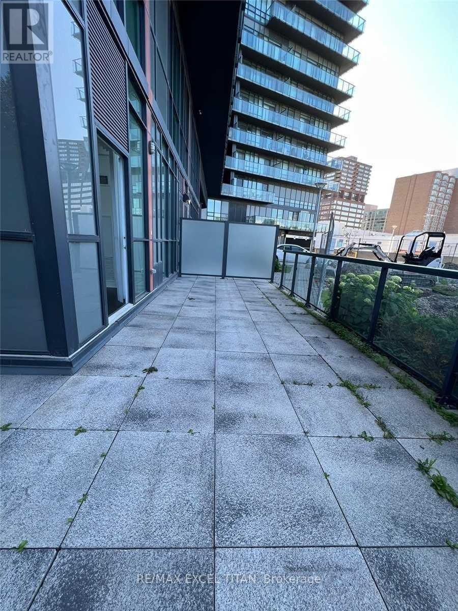 TH101-825 Church Street, Toronto, ON, M4W 3Z4 - 18