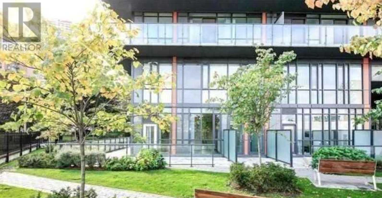 TH101-825 Church Street, Toronto, ON, M4W 3Z4 - 2