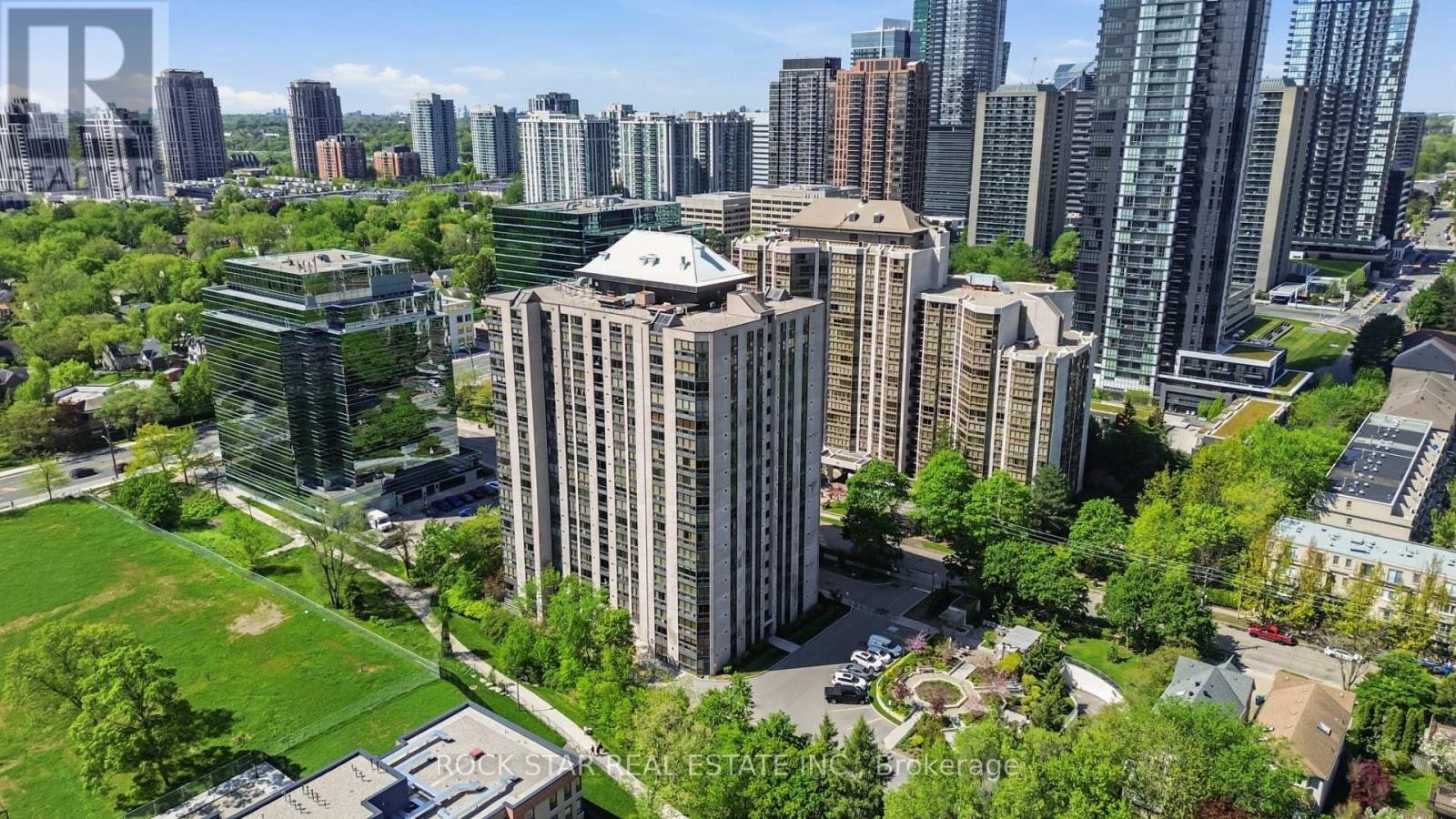 701-5 Kenneth Avenue, Toronto, ON, M2N 6M7
