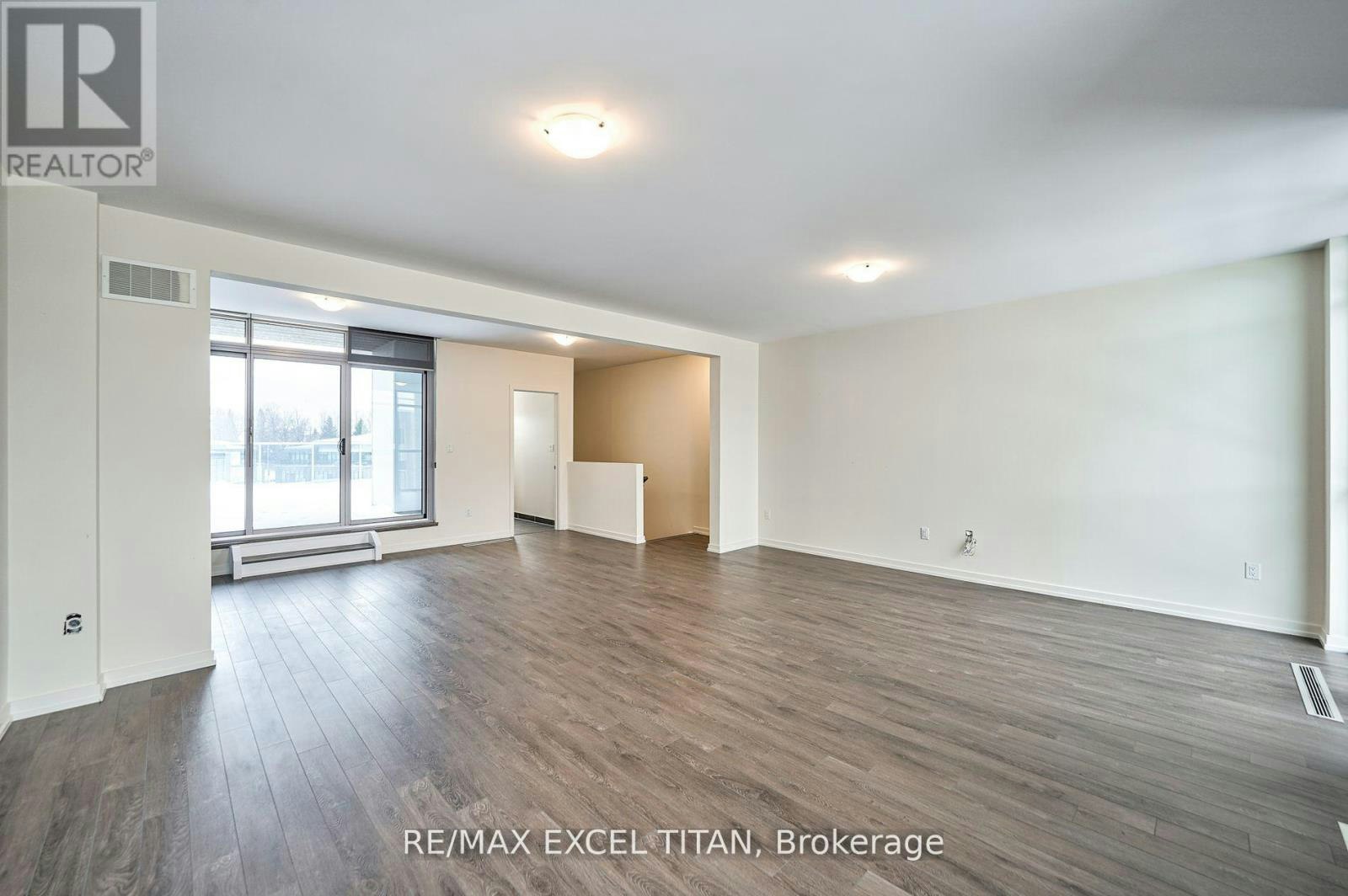 104-3688 Ferretti Court, Innisfil, ON, L9S 0N6 - 34