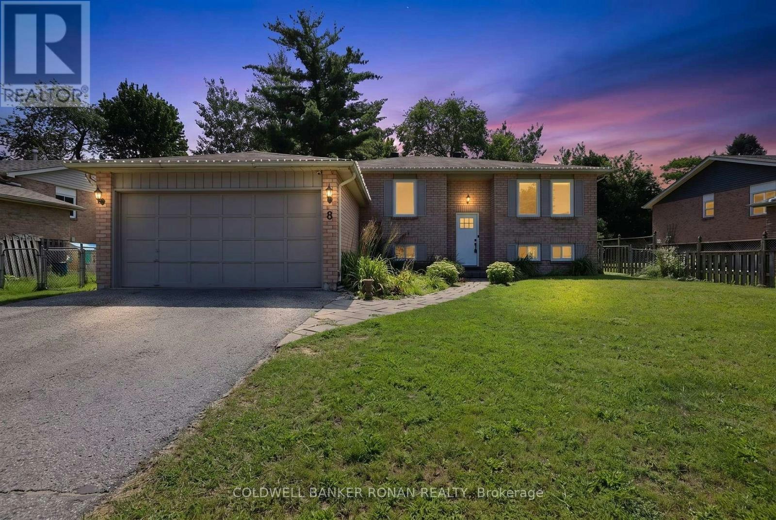 8 Mccarthy Crescent, Essa, ON, L0M 1B3