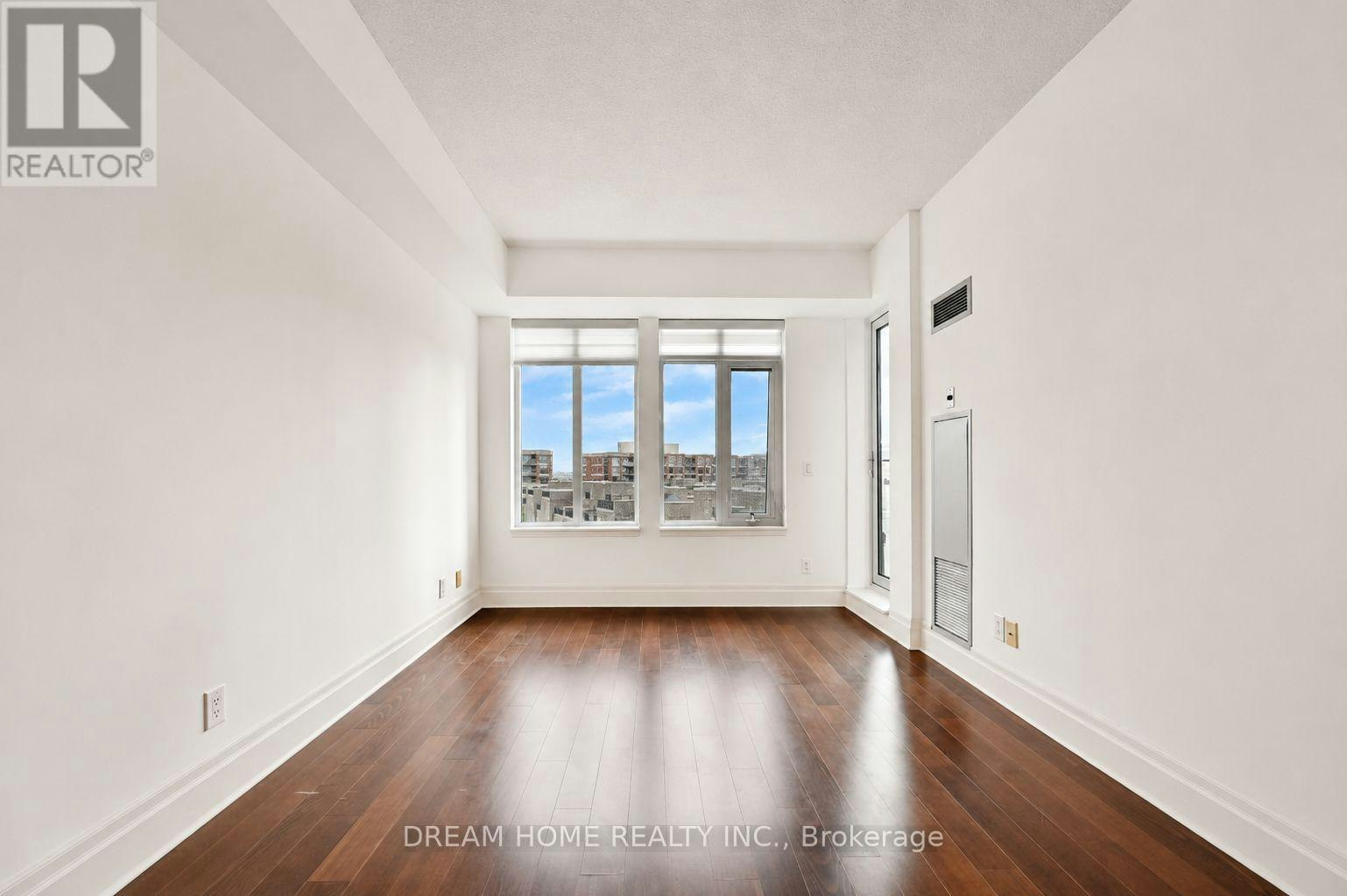 619-111 Upper Duke Crescent, Markham, ON, L6G 0C8 - 3