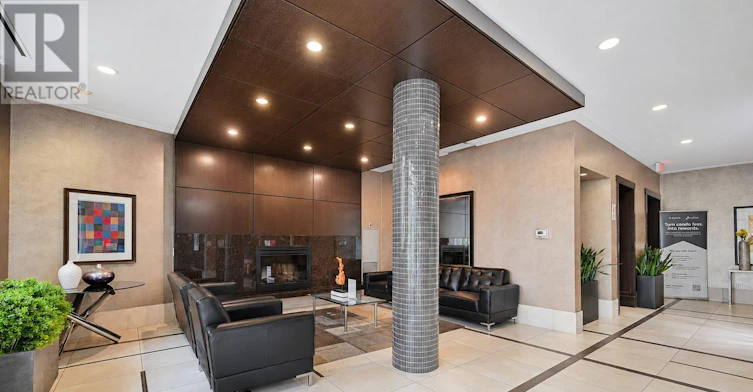 619-111 Upper Duke Crescent, Markham, ON, L6G 0C8 - 31