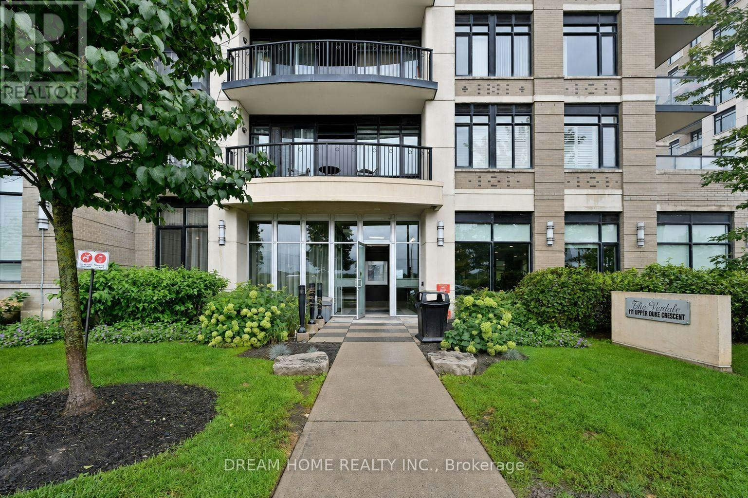 619-111 Upper Duke Crescent, Markham, ON, L6G 0C8 - 29