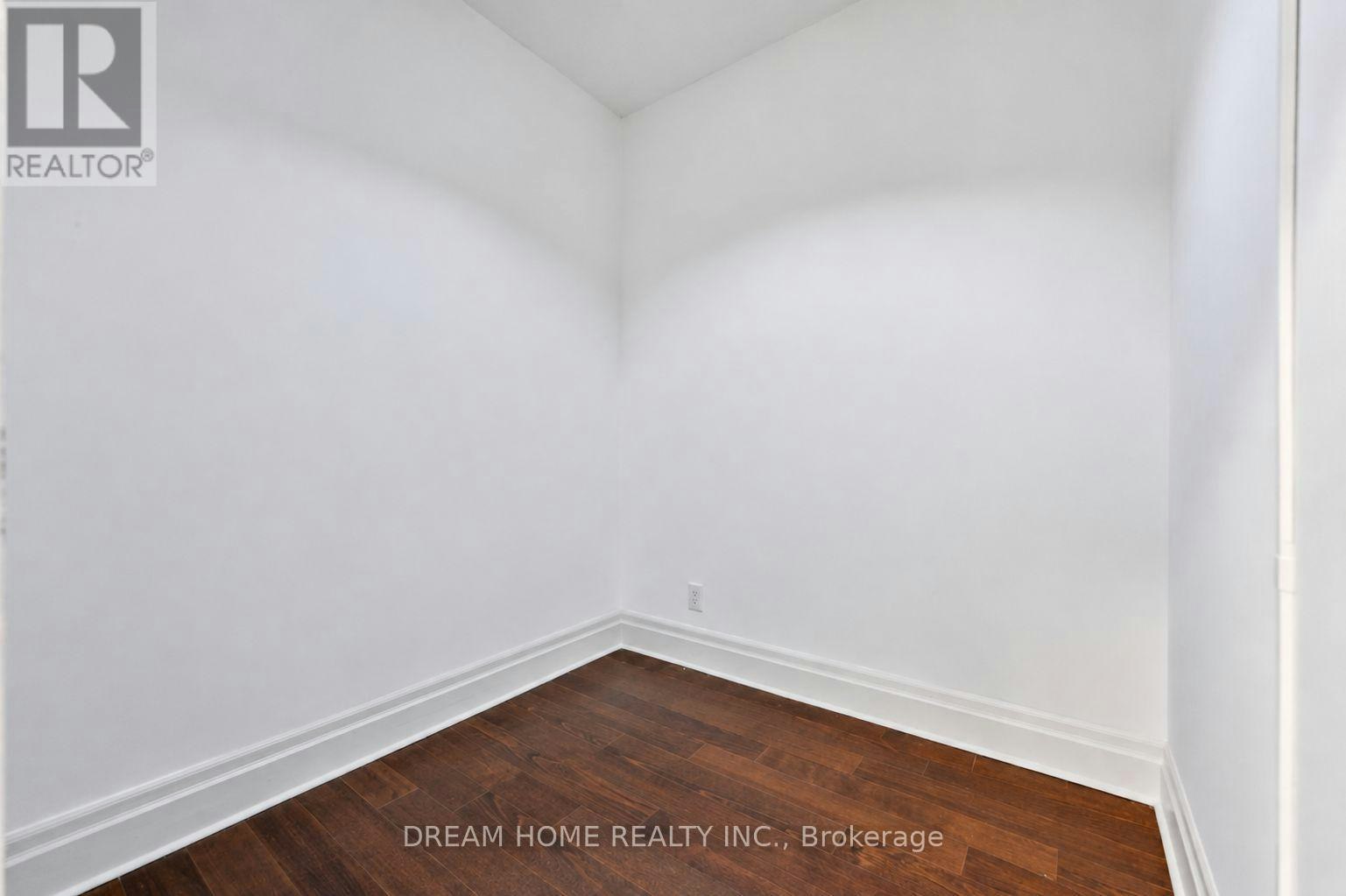 619-111 Upper Duke Crescent, Markham, ON, L6G 0C8 - 18