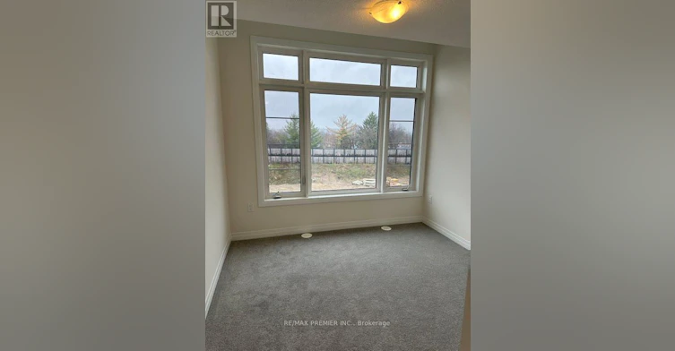 8 Cherry Hill Lane, Barrie, ON, L9J 0M7 - 3