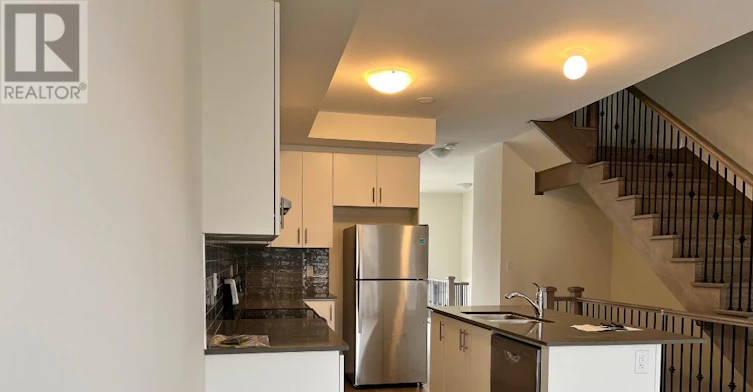 8 Cherry Hill Lane, Barrie, ON, L9J 0M7 - 5