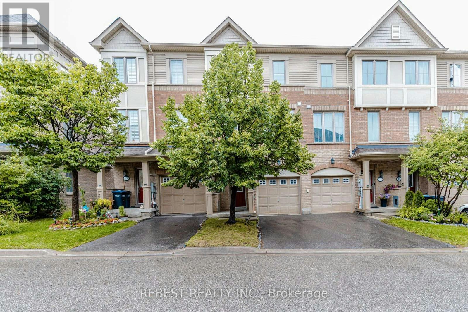 15 Cailiff Street, Brampton, ON, L6Y 0P9
