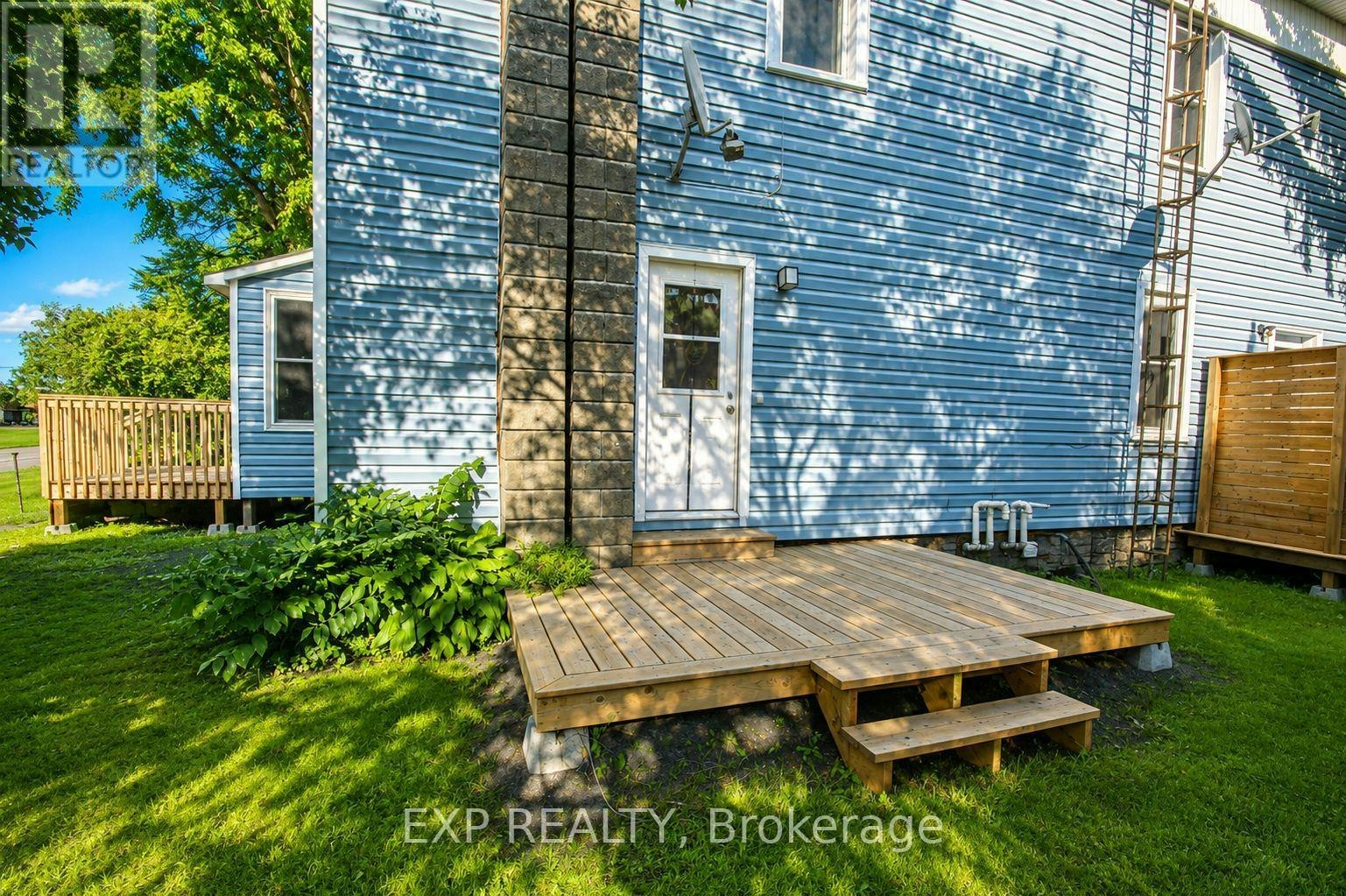 A-3 Bergin Street, Monkland, ON, K0C 1K0 - 2