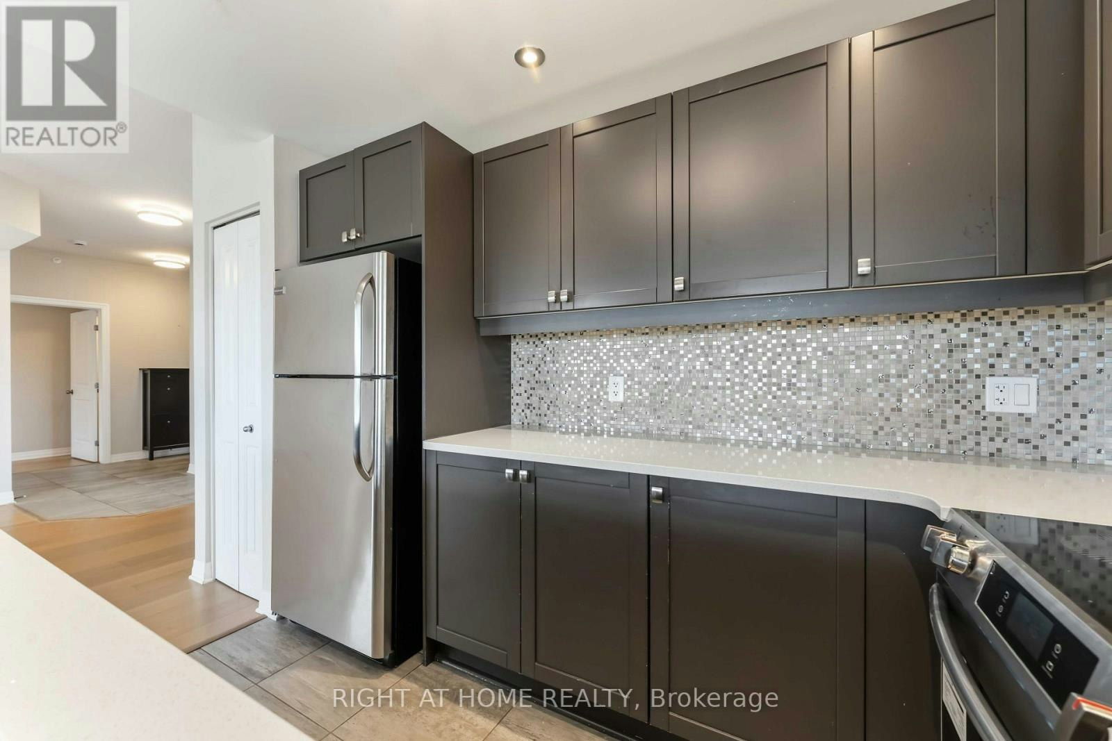 405-200 Winterfell Private, Ottawa, ON, K1G 4J1 - 14