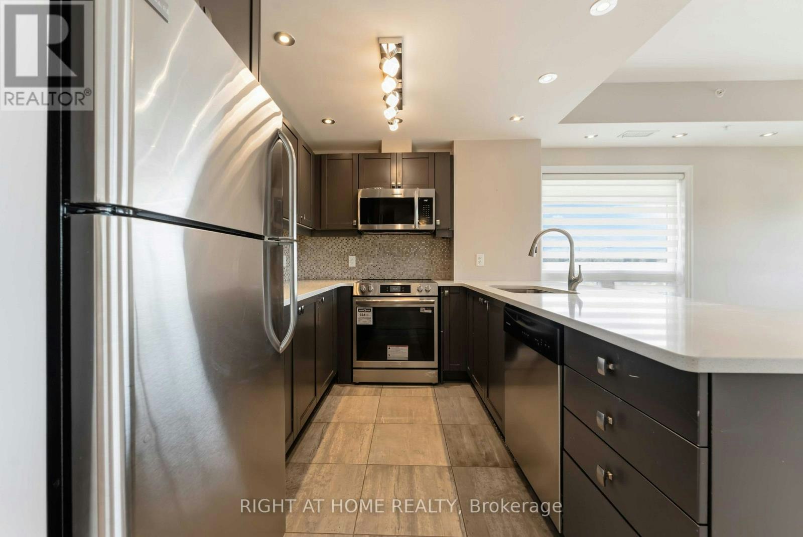 405-200 Winterfell Private, Ottawa, ON, K1G 4J1 - 12