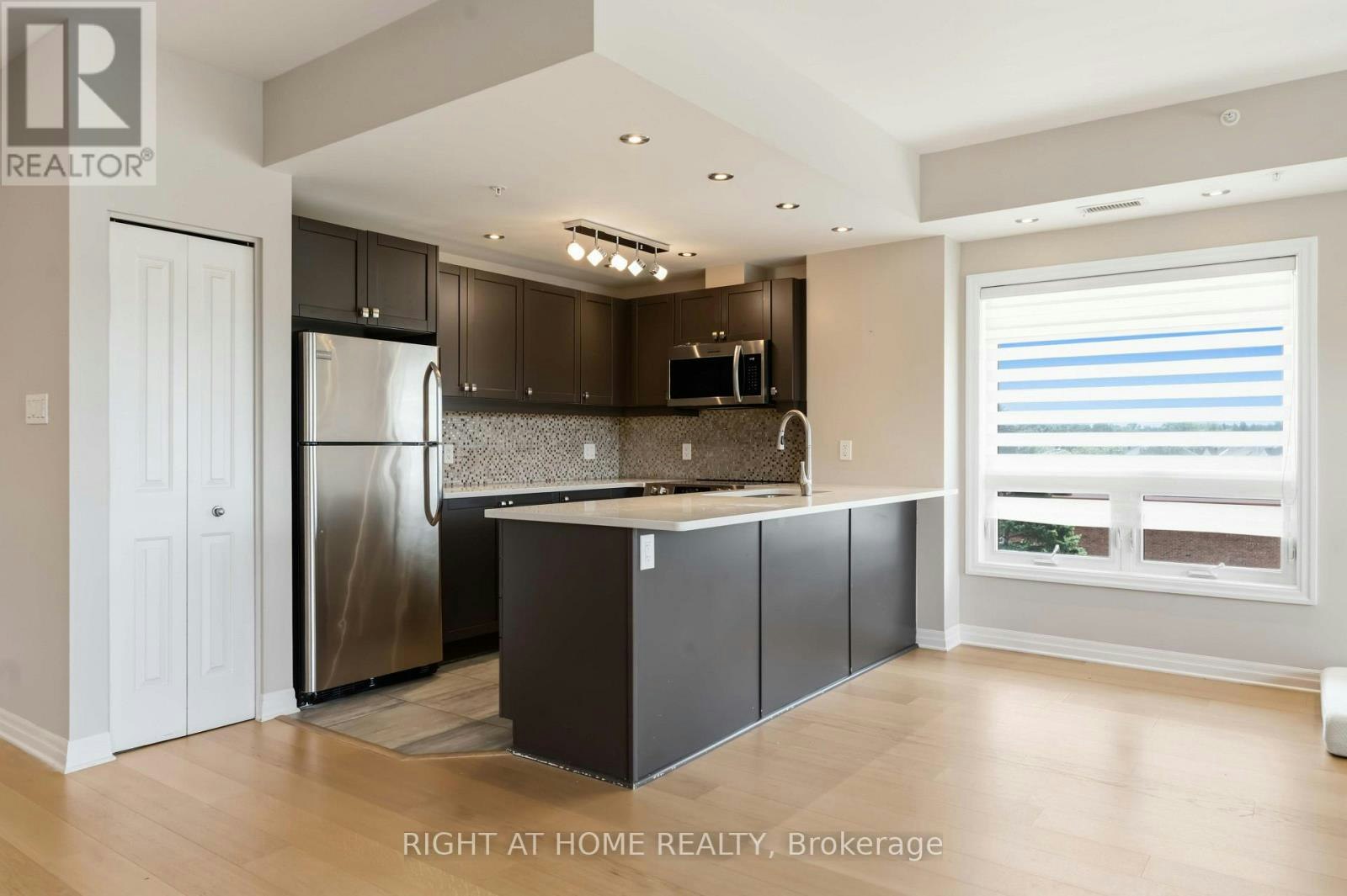 405-200 Winterfell Private, Ottawa, ON, K1G 4J1 - 11