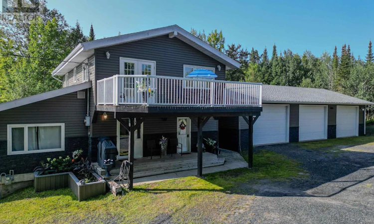 1829 17 Highway West