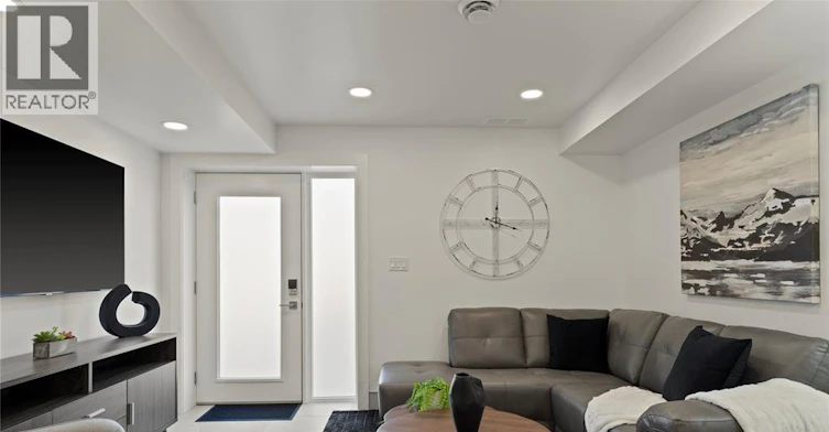 12-171 Robson Road, Leamington, ON, N8H 5R1 - 2