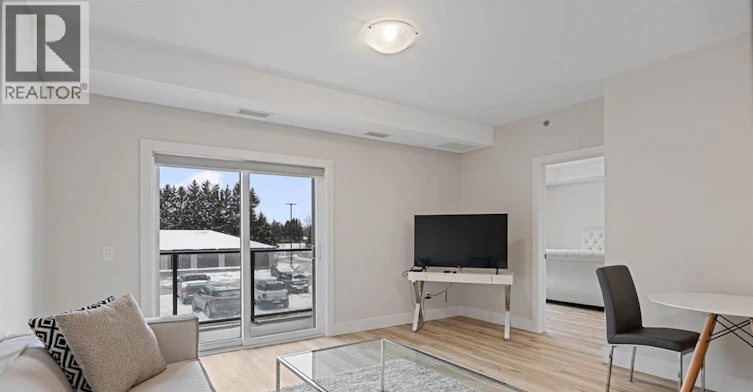 401-224 Main Street East, Kingsville, ON, N9Y 0H1 - 5