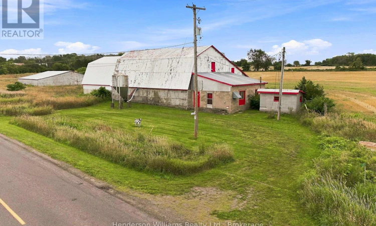 1546 County 7 Road Road W