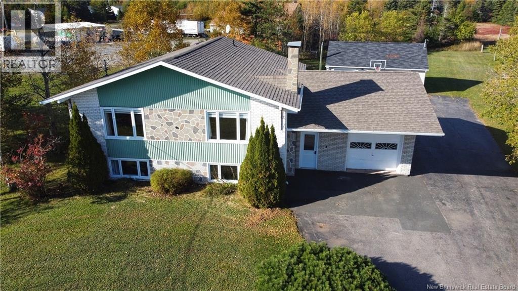 92 Du Pêcheur N Street, Lameque, NB, E8T 1J6