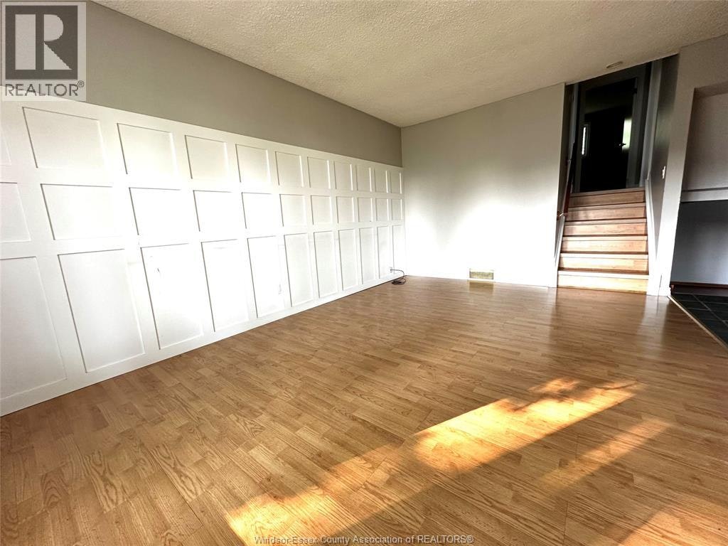 3217 Aurora, Windsor, ON, N8R 1Y9 - 2