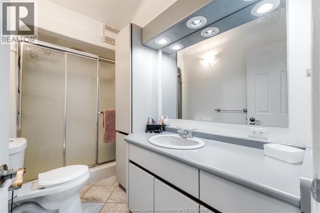 9290 Disputed Road, Lasalle, ON, N9H 0H9 - 7