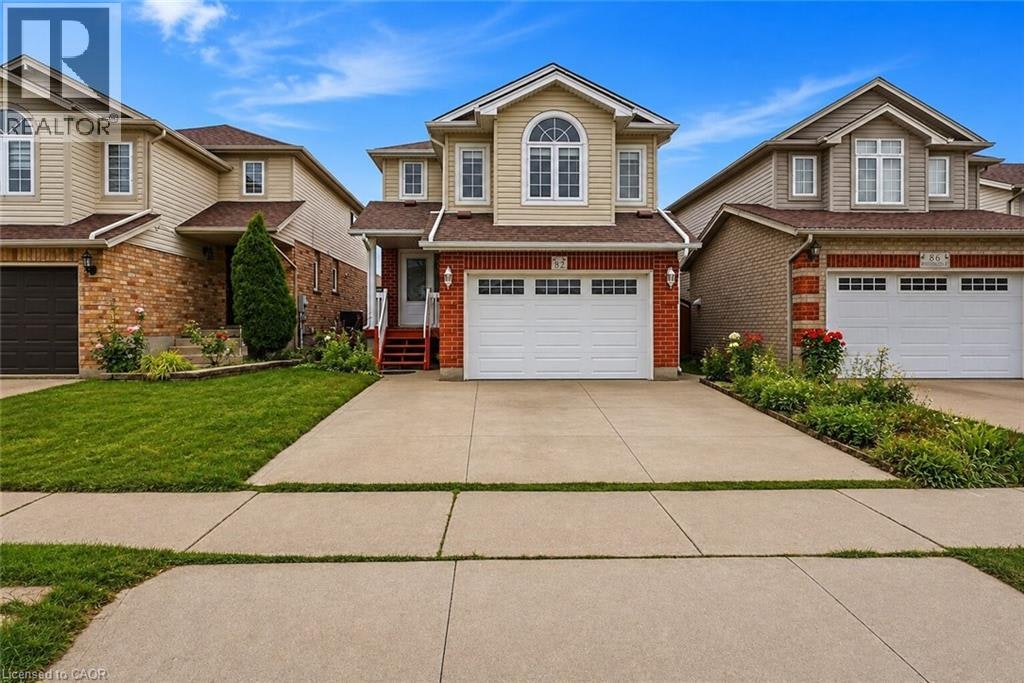82 Bridlewreath Street, Kitchener, ON, N2E 3V6