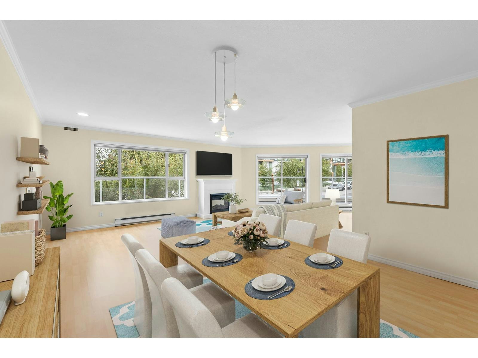 209-1378 George Street, Surrey, BC, V4B 3Z9