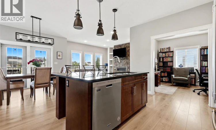 5148 Green Crescent
