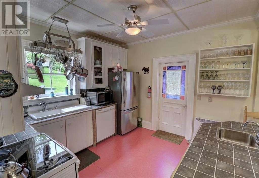 454 Seaforest Drive, Cupids, NL, A0A 2B0 - 8