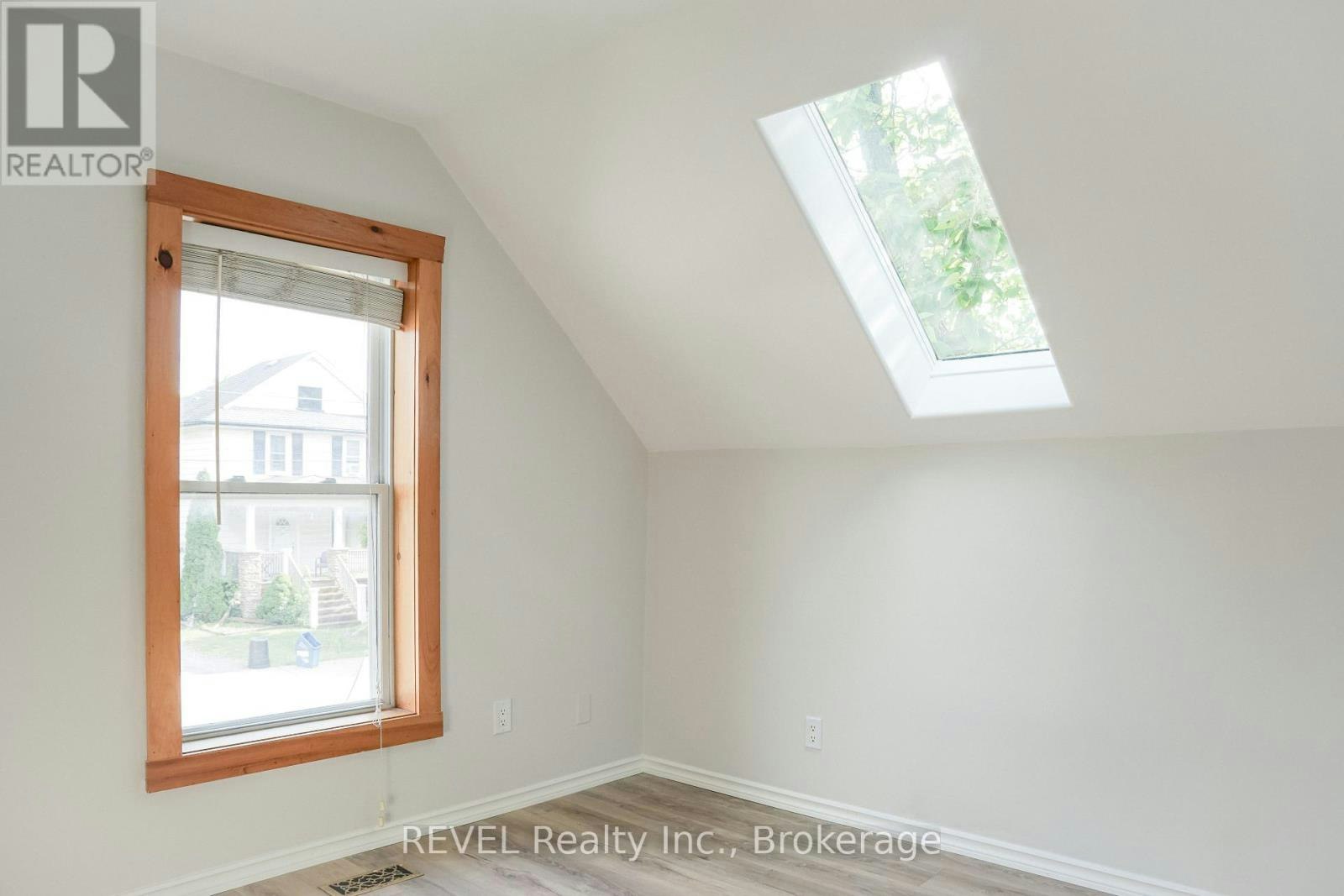 387 Glendale Avenue, St. Catharines, ON, L2T 1C3 - 19