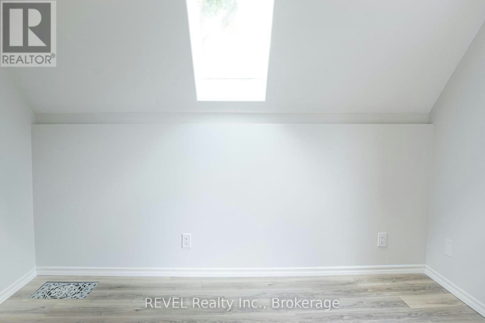 387 Glendale Avenue, St. Catharines, ON, L2T 1C3 - 28