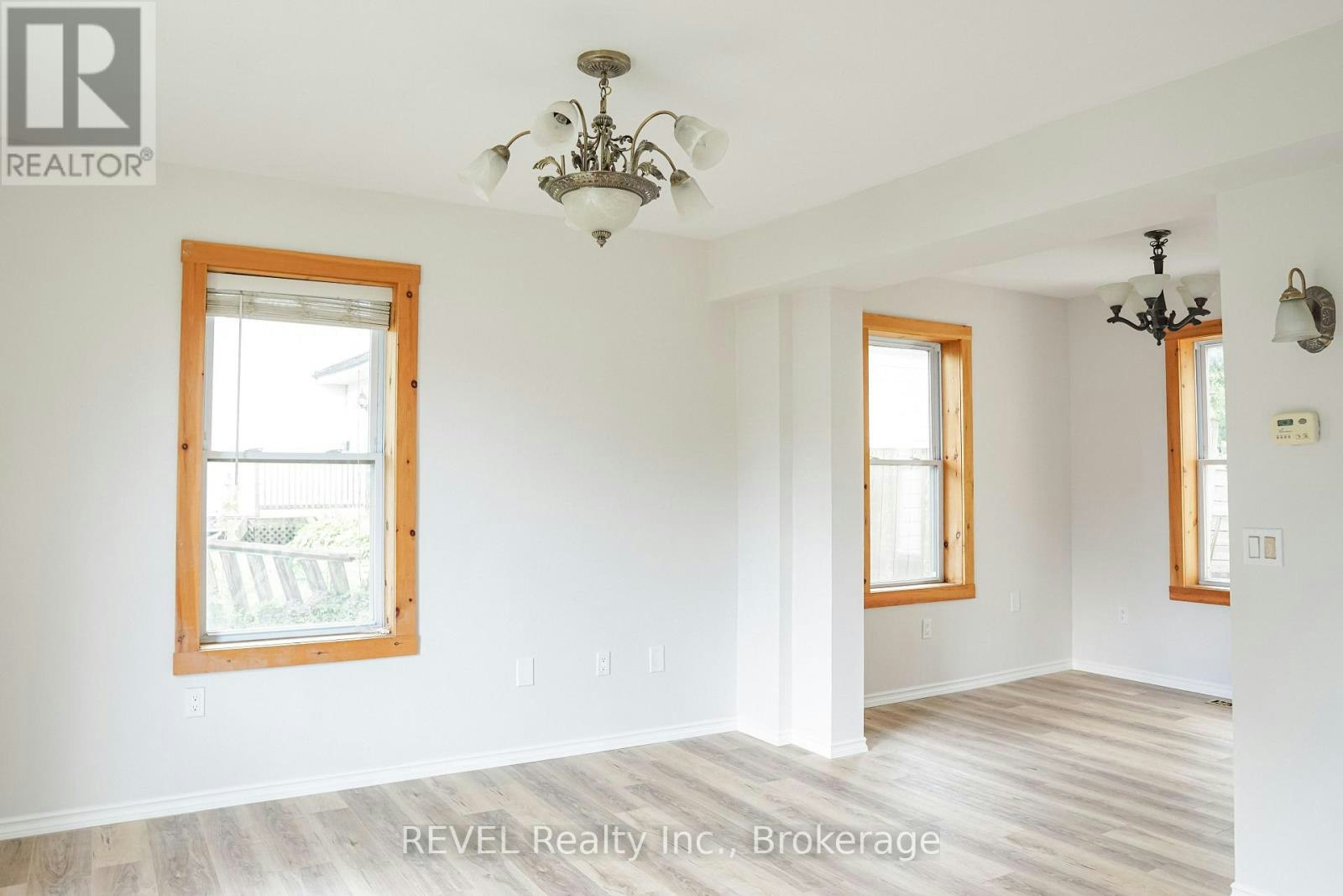 387 Glendale Avenue, St. Catharines, ON, L2T 1C3 - 5