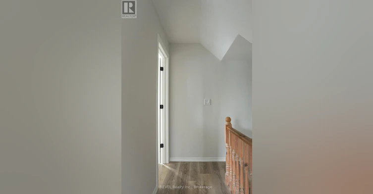 387 Glendale Avenue, St. Catharines, ON, L2T 1C3 - 23