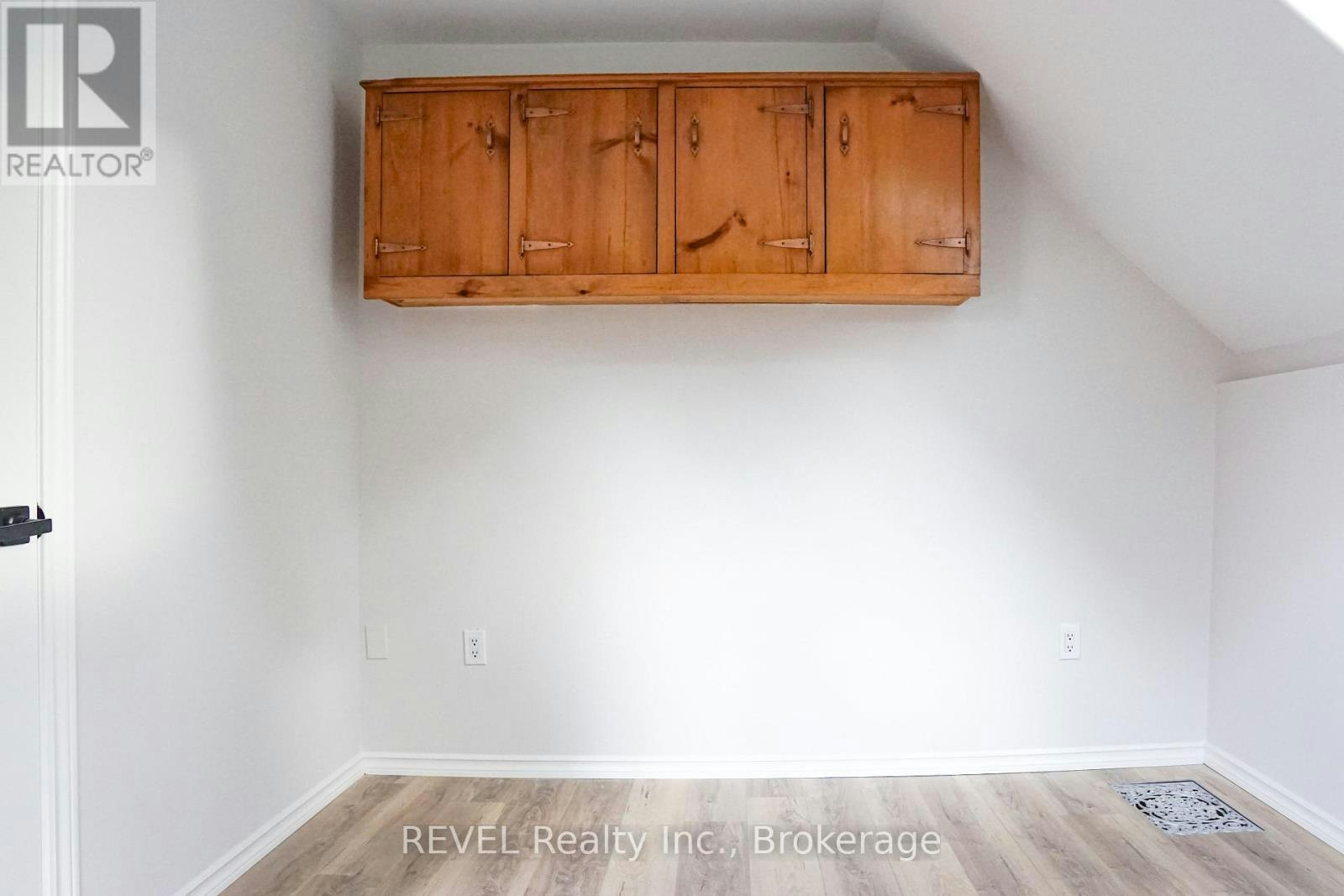 387 Glendale Avenue, St. Catharines, ON, L2T 1C3 - 25