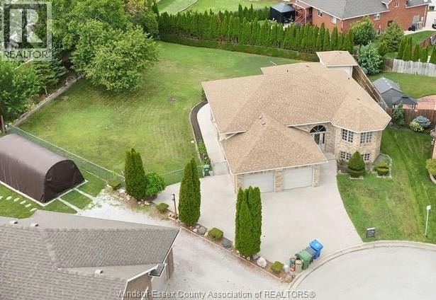 2672 Fleming Court, Windsor, ON, N9E 4P1