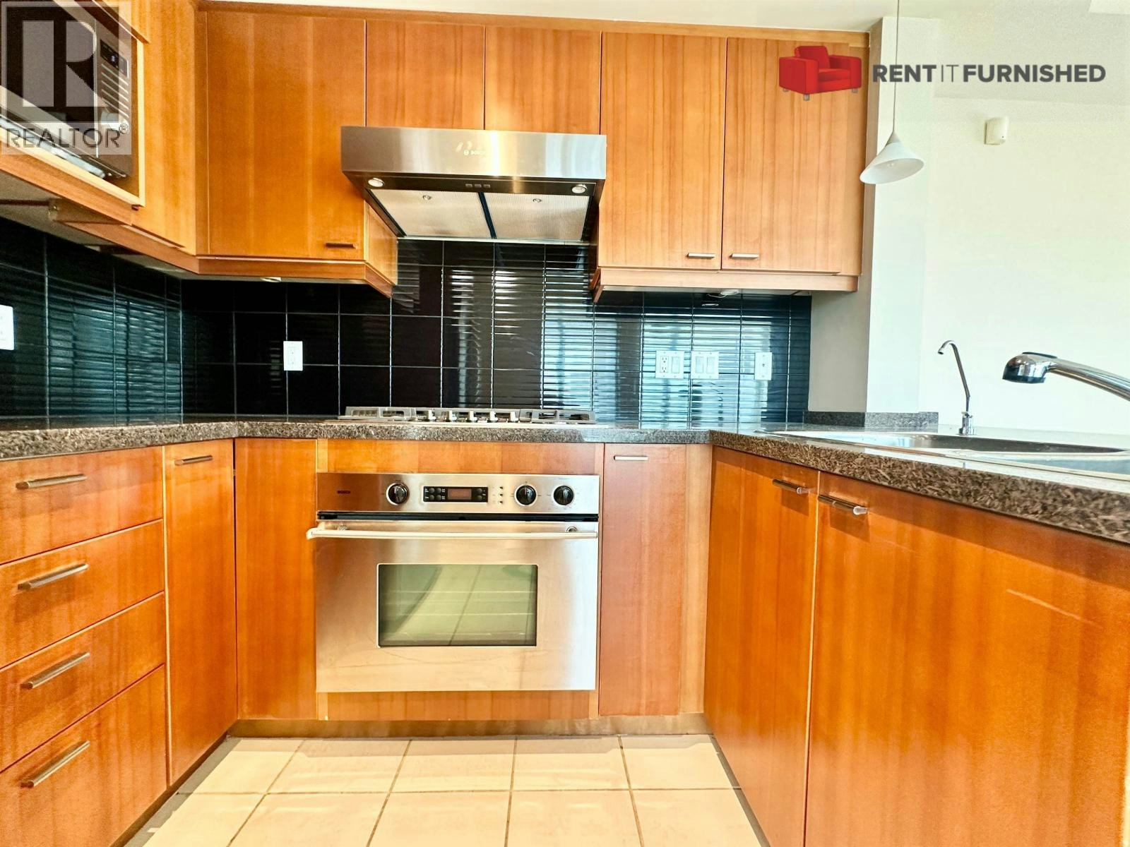 1501-1680 Bayshore Drive, Vancouver, BC, V6G 3H6 - 9