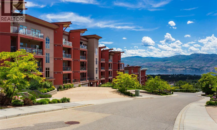 409-3205 Skyview Lane