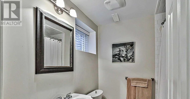 BSMT-12 Monarchwood Crescent, Toronto, ON, M3A 1H4 - 12