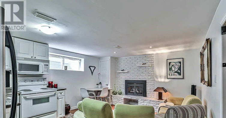BSMT-12 Monarchwood Crescent, Toronto, ON, M3A 1H4 - 10