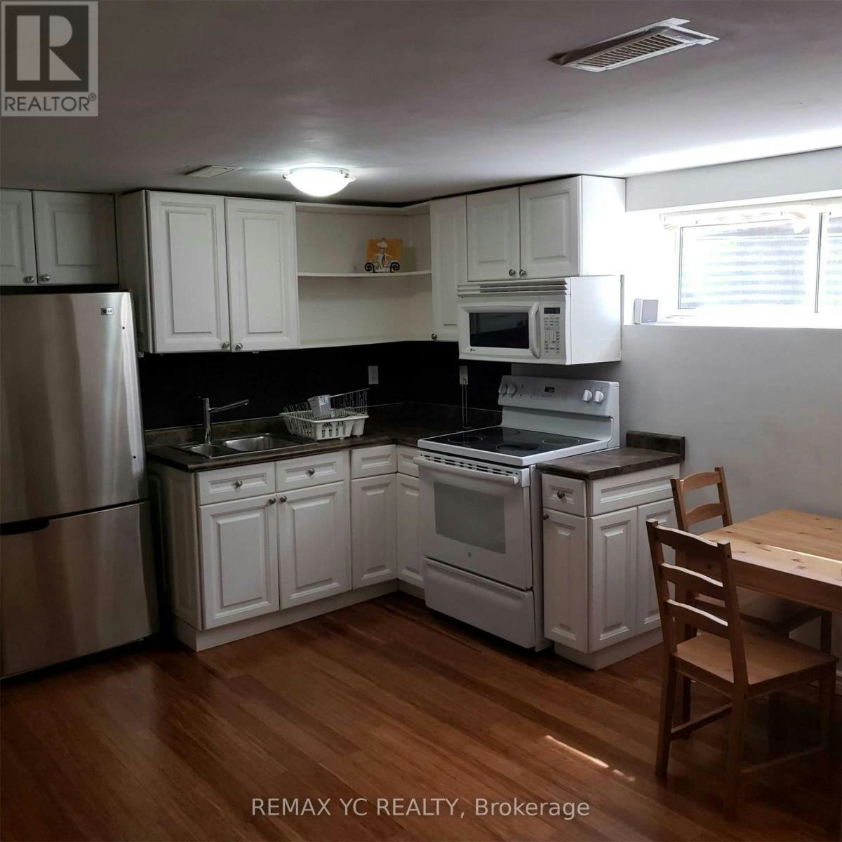 BSMT-12 Monarchwood Crescent, Toronto, ON, M3A 1H4 - 2