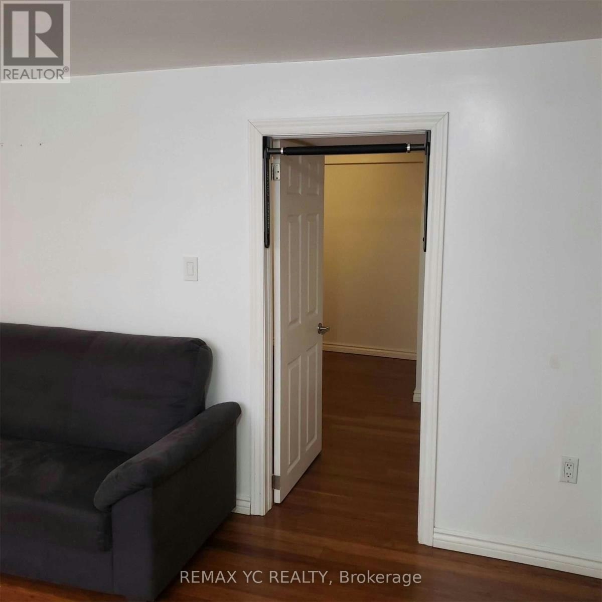 BSMT-12 Monarchwood Crescent, Toronto, ON, M3A 1H4 - 3