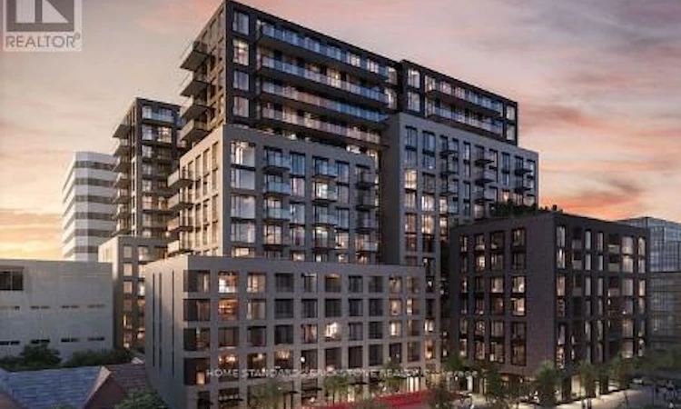 931-543 Richmond Street W