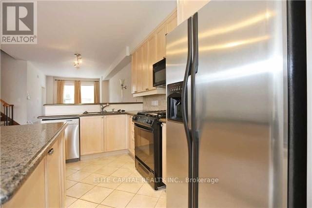 19 Preakness Drive, Toronto, ON, M3B 2S2 - 11