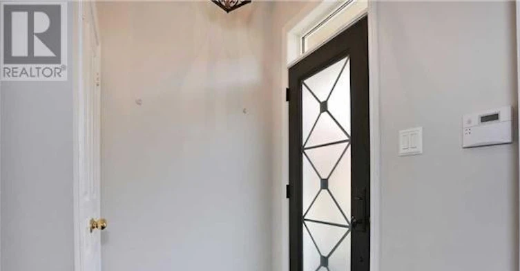 19 Preakness Drive, Toronto, ON, M3B 2S2 - 5