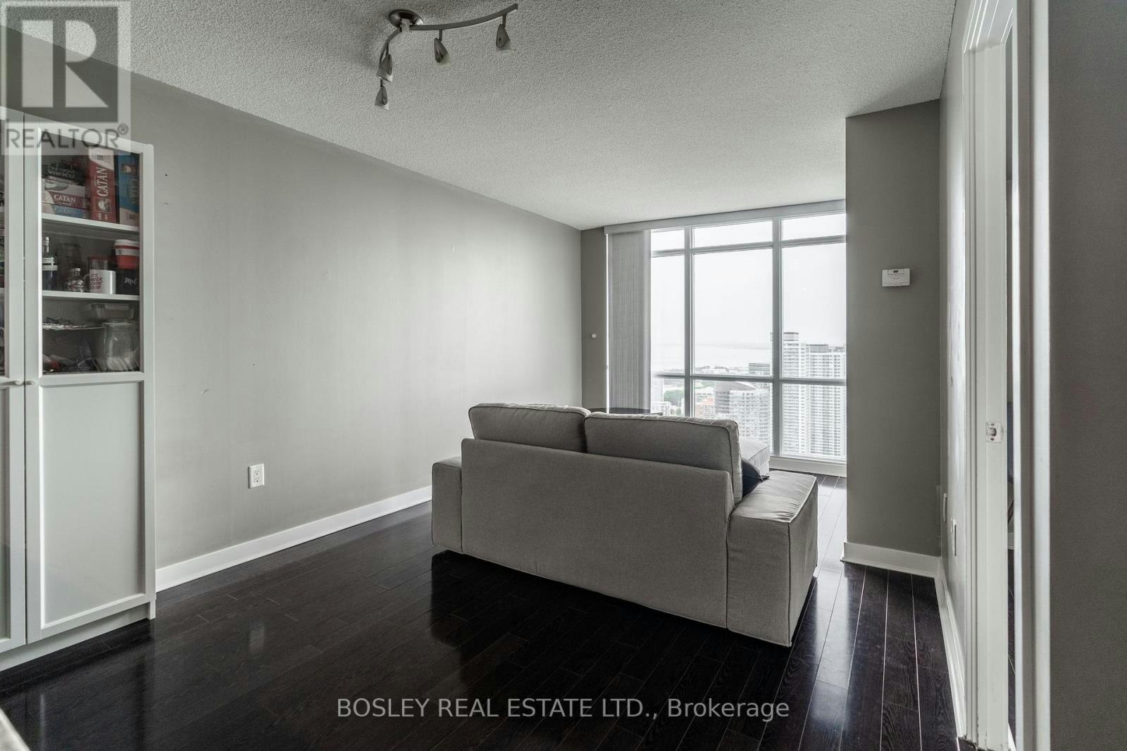 5002-11 Brunel Court, Toronto, ON, M5V 3Y3 - 19