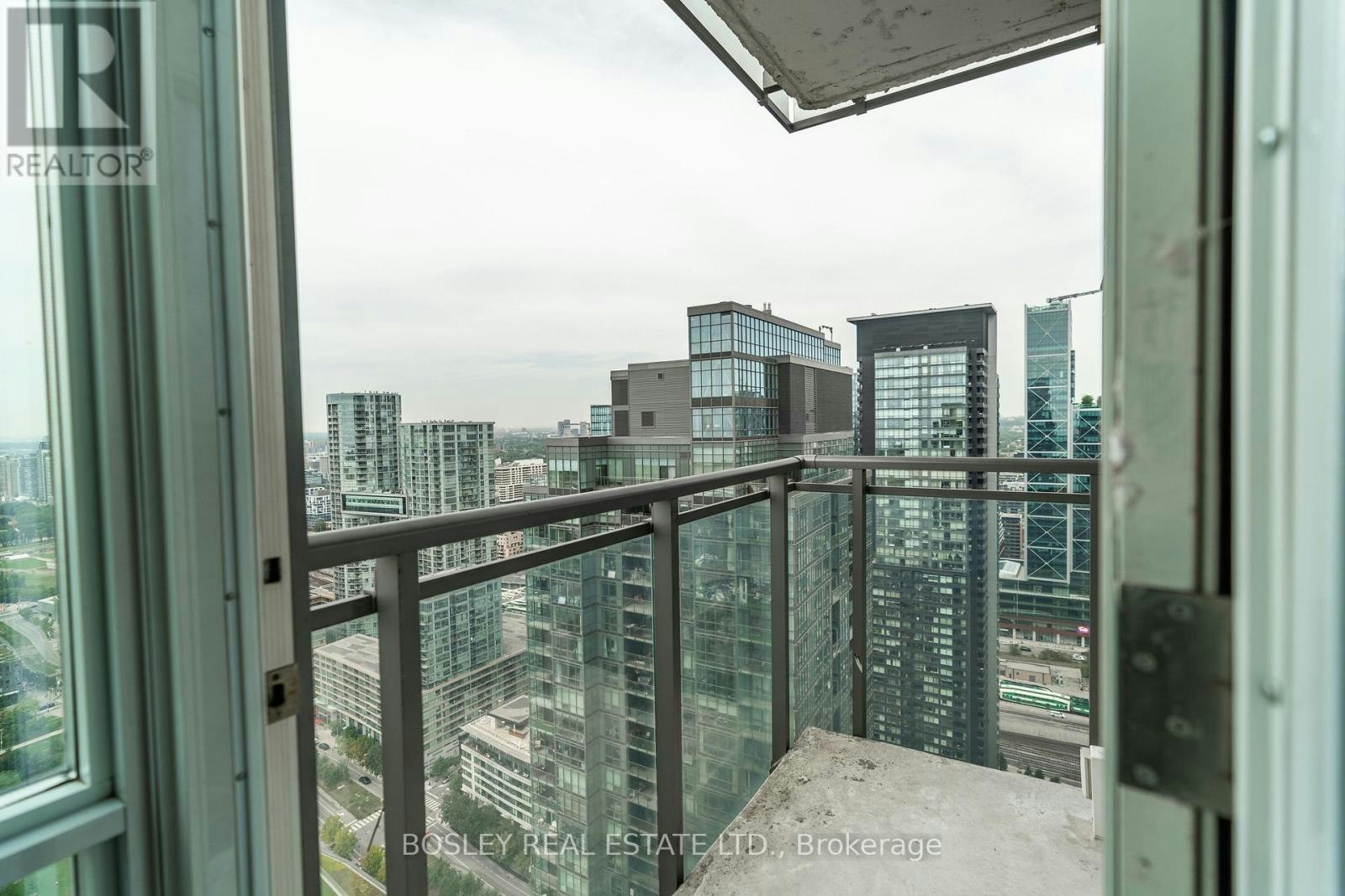 5002-11 Brunel Court, Toronto, ON, M5V 3Y3 - 30