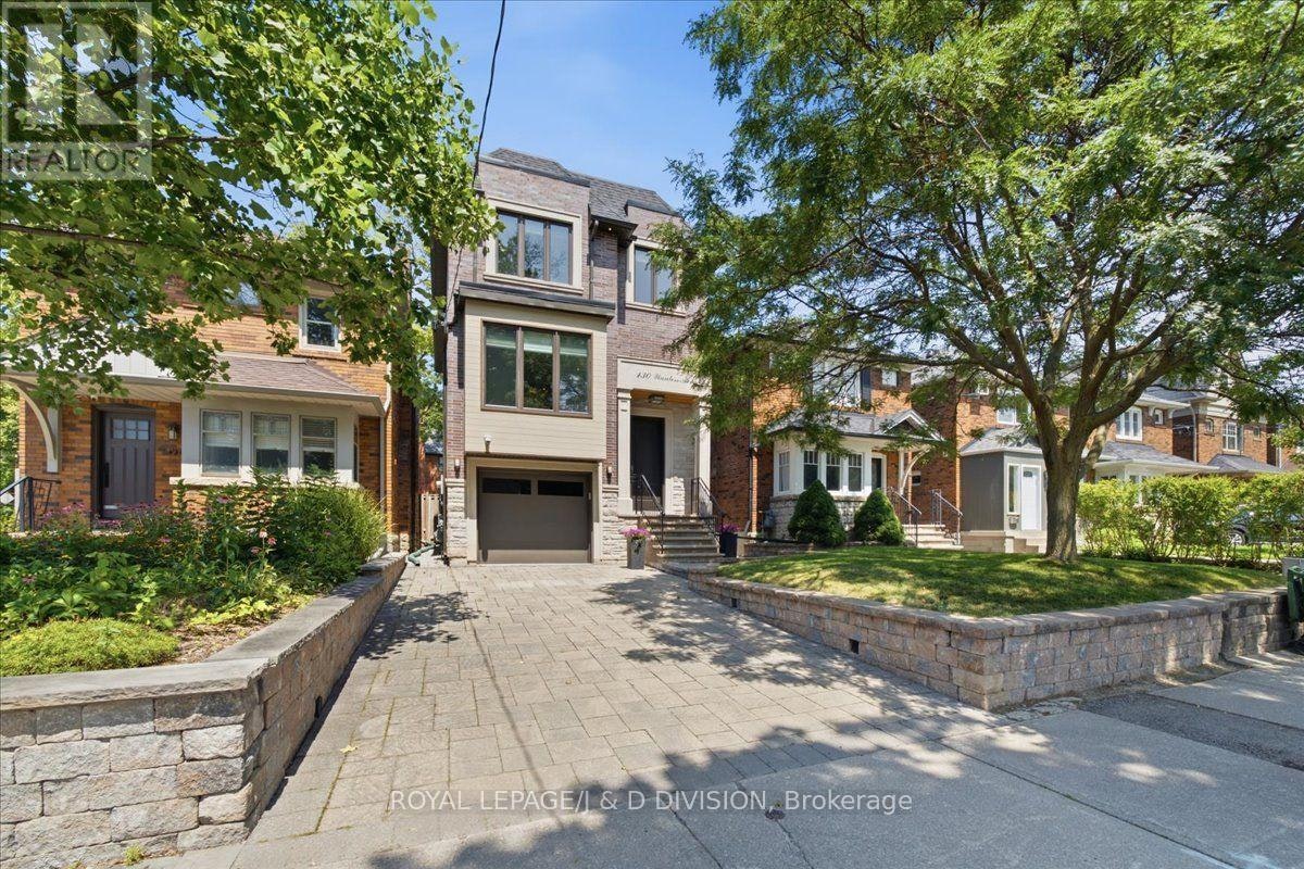 130 Wanless Avenue, Toronto, ON, M4N 1W2