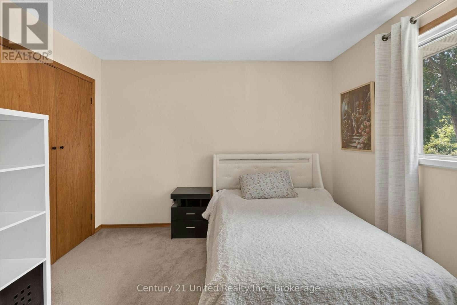 1696 Applewood Crescent, Peterborough, ON, K9K 1N4 - 11