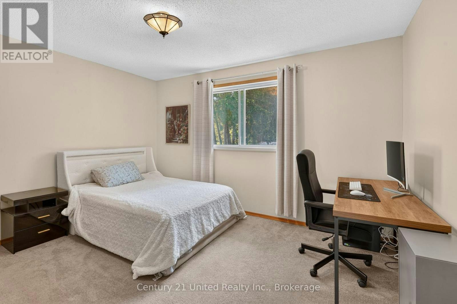 1696 Applewood Crescent, Peterborough, ON, K9K 1N4 - 12